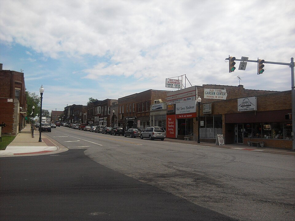 Lowell 2 Downtown Commercial Avenue streetscape in Lowell, Indiana