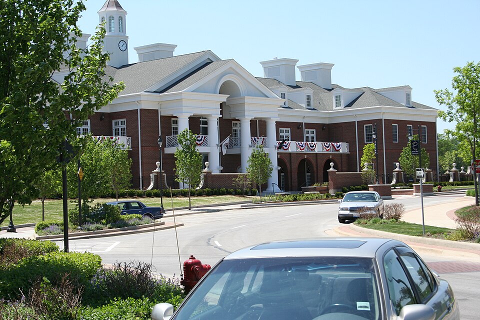 New Lenox Village Hall, IL