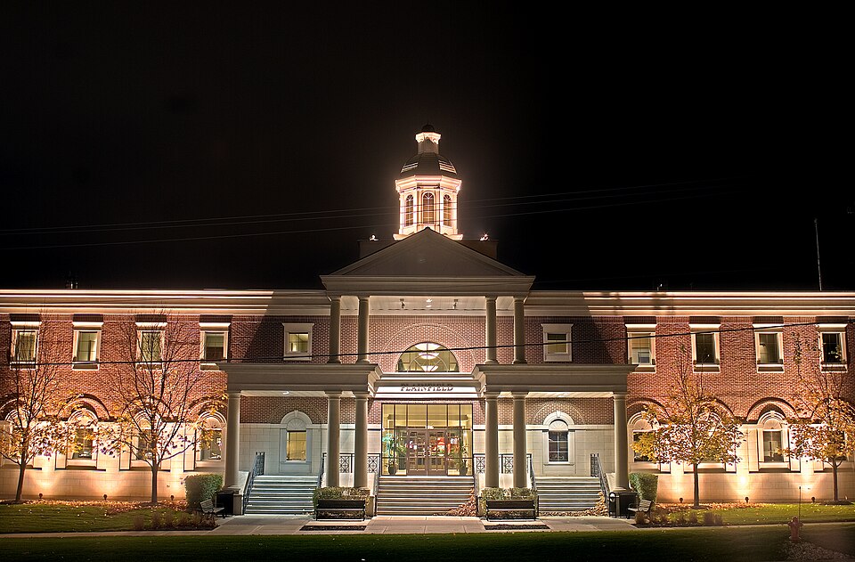 Village Hall building in Plainfield, Illinois